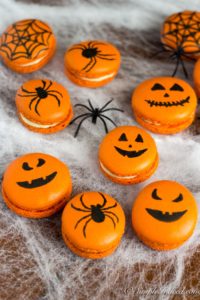 spooky macarons