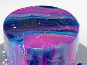 Galaxy mirror cake