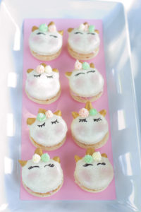 Unicorn macaron